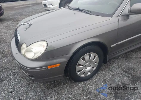 2004 Hyundai Sonata z USA, uszkodzony, nr VIN KMHWF25S34A943347